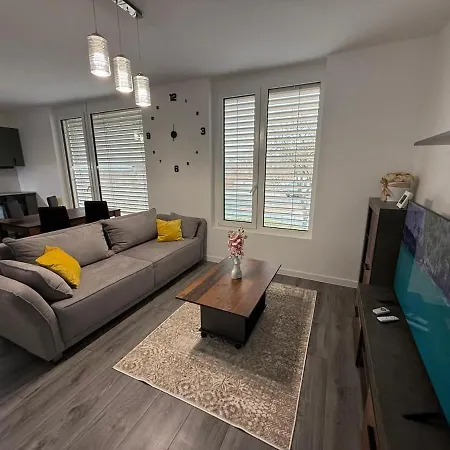 Apartment Novostavba Zahradne Sady 2 Izbovy S Parkovanim Prešov